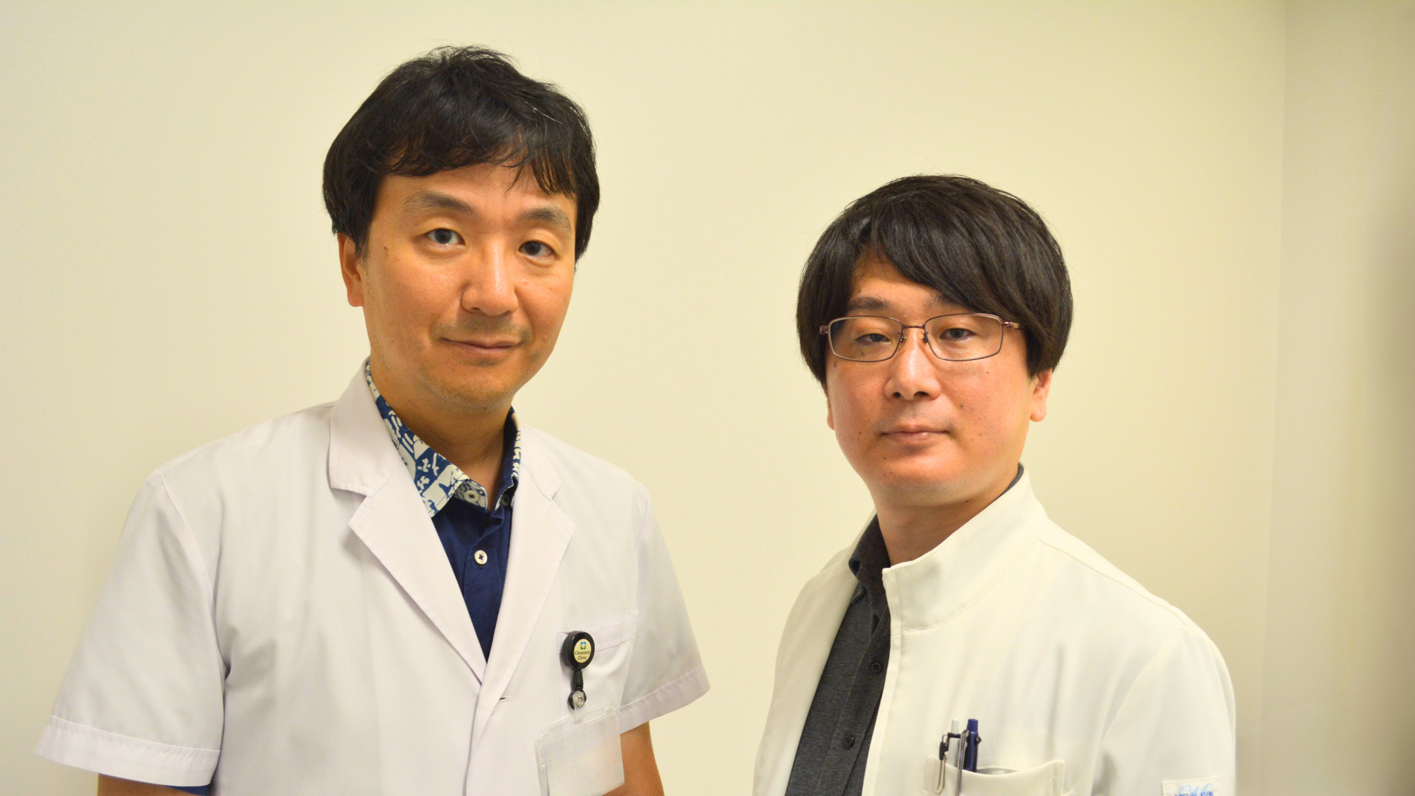 平田 哲生 氏（琉球大学病院 副病院長 / 診療情報管理センター長 / 患者支援センター長 / 医療情報部長）、山本 俊成 氏（琉球大学病院 医療情報部 副部長 / 診療情報管理センター 副センター長 / 医療DX担当）